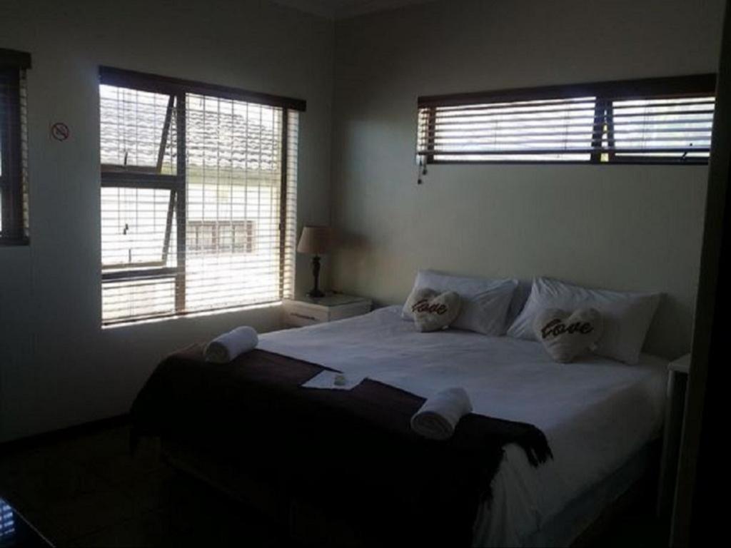 Saldanha Bay 12 On Beach Guest House מראה חיצוני תמונה