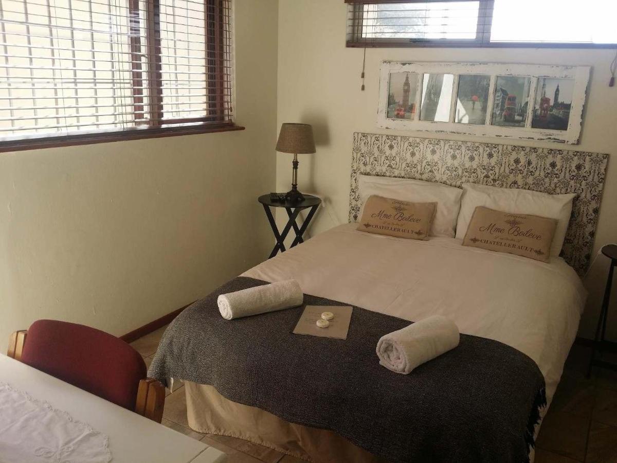 Saldanha Bay 12 On Beach Guest House מראה חיצוני תמונה